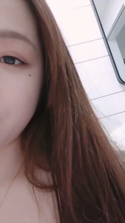 Screenshot 6 from Shaved Pussy Solo Session — Intense Asian Amateur with Dildo and Vibrator