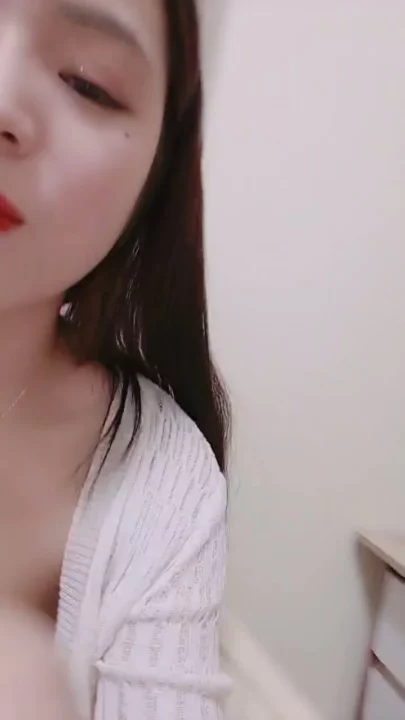 Screenshot 9 from Shaved Pussy Solo Session — Intense Asian Amateur with Dildo and Vibrator