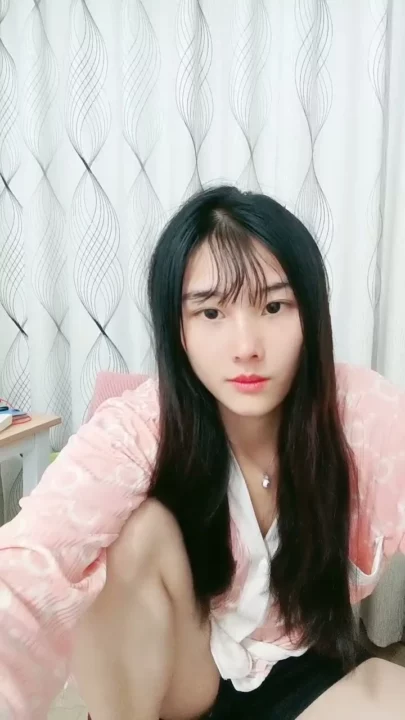 Screenshot 7 from Self-Shot FC2 Solo Play — Petite Asian Reveals Face While Touching Herself in Pink