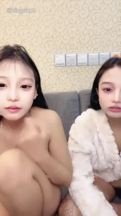Screenshot 2 from Solo Japanese Amateur POV — Face Reveal with Dildo Pleasure Session [FC2-PPV-2740000]
