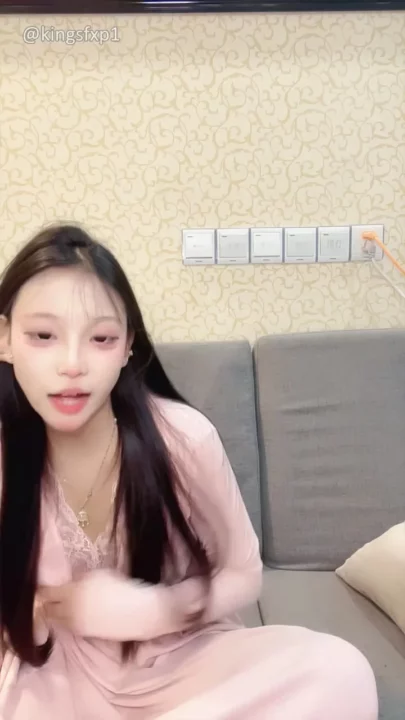 Screenshot 25 from Solo Japanese Amateur POV — Face Reveal with Dildo Pleasure Session [FC2-PPV-2740000]