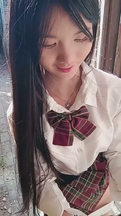 Screenshot 17 from Outdoor Japanese Amateur — Shy Teen Encounter with Full Face Exposure