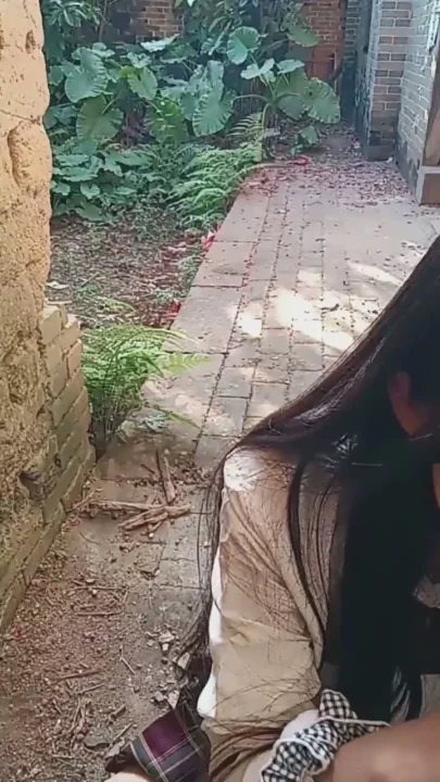 Screenshot 20 from Outdoor Japanese Amateur — Shy Teen Encounter with Full Face Exposure