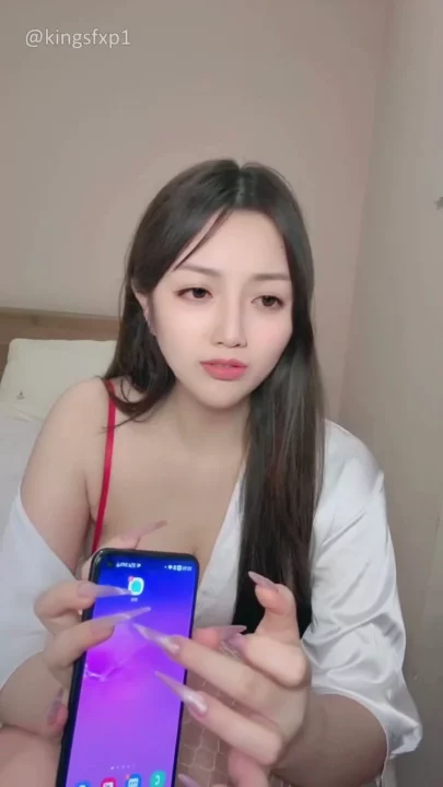 Screenshot 9 from East Asian Amateur Goes Wild — Uncensored Dildo Solo with Full Face Reveal