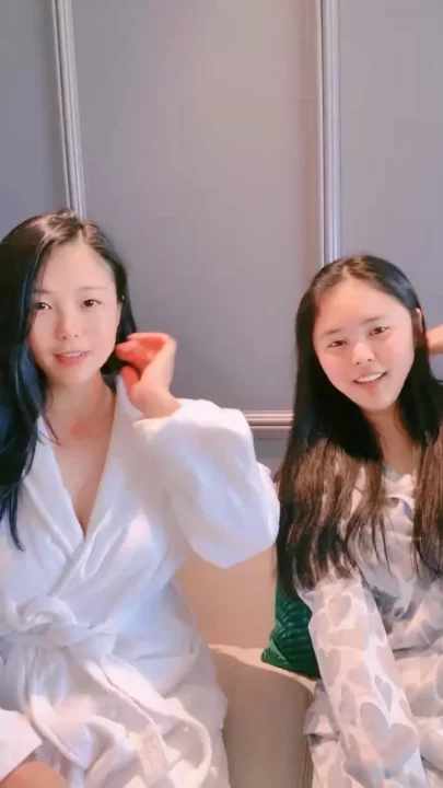 Screenshot 3 from Uncensored Asian Duo Tease — Natural Amateur Girls with Hidden Partner Action