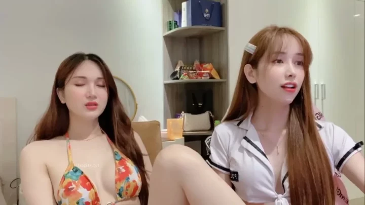 Screenshot 5 from Live Japanese Lesbian Pair — Natural B-Cup Bodies Tease and Touch in Uncensored Stream [Anna102]