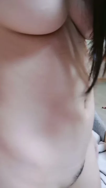 Screenshot 13 from Leaked Asian Livestream — Petite Model Solo Play with Toys and Stockings