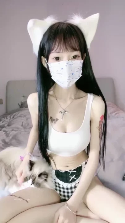 Screenshot 15 from Petite Asian Beauty in Lingerie — Intimate Solo Livestream with Face Reveal