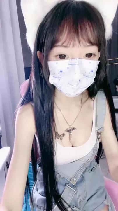 Screenshot 18 from Petite Asian Beauty in Lingerie — Intimate Solo Livestream with Face Reveal