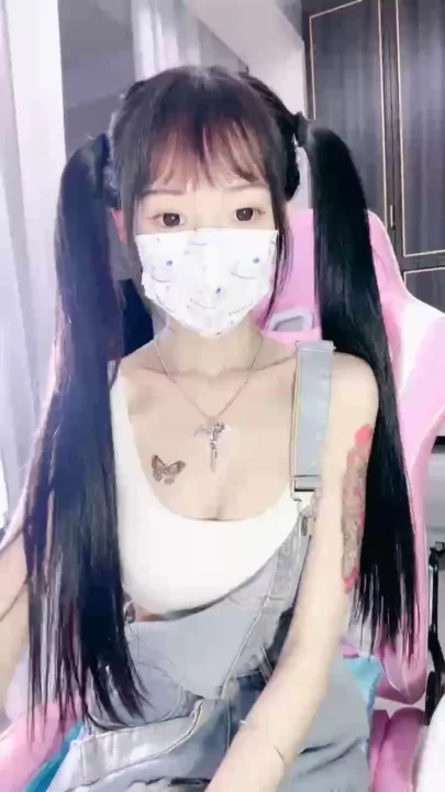 Screenshot 24 from Petite Asian Beauty in Lingerie — Intimate Solo Livestream with Face Reveal