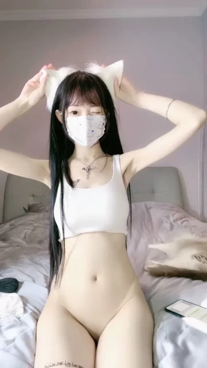 Screenshot 7 from Petite Asian Beauty in Lingerie — Intimate Solo Livestream with Face Reveal