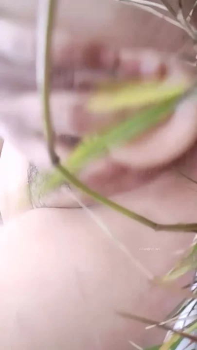 Screenshot 13 from Petite Asian Performer Flaunts Face in Risky Public Solo Session