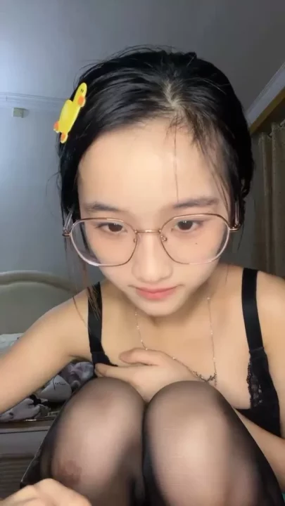 Screenshot 13 from Glasses Cutie in Lingerie Delivers POV Creampie — Asian Amateur Scene
