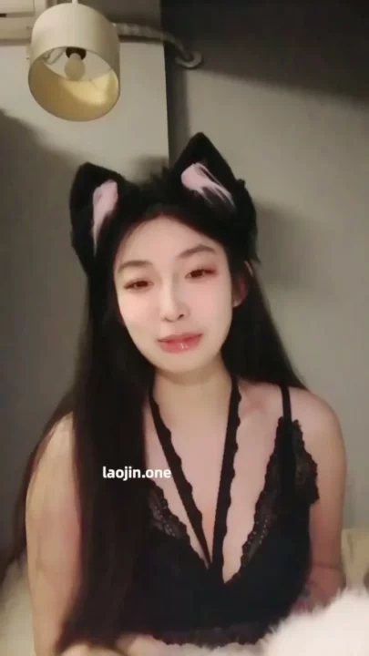 Screenshot 9 from Uncensored Asian Amateur Solo — Petite Model Reveals Face During Dildo Play in Lingerie