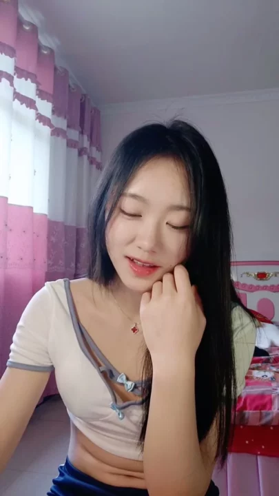 Screenshot 2 from Qianqian’s Intimate Solo Session — Petite Asian Tease with White Toy in Lingerie