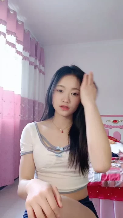 Screenshot 4 from Qianqian’s Intimate Solo Session — Petite Asian Tease with White Toy in Lingerie