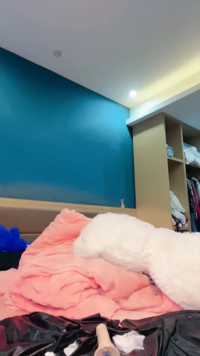 Tingting’s Uncensored Lingerie Session — Petite Asian Squirts Repeatedly in POV Dildo Action のスクリーンショット 7