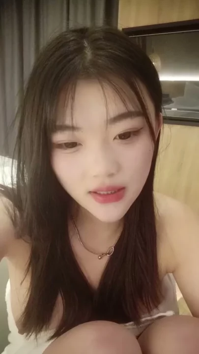 Screenshot 5 from Yao Yao’s Intimate Hotel Encounter — Uncut POV Blowjob & Creampie with Full Face Reveal