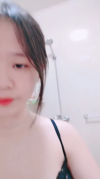Screenshot 4 from Asian Amateur POV — Yuanyuan’s Wet Bathroom Masturbation in Lingerie — 117736