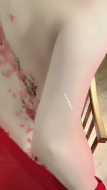 Screenshot 22 from Exclusive Xie Xiao’an Shoot — Red Liquid Seduction with Cumshot Climax