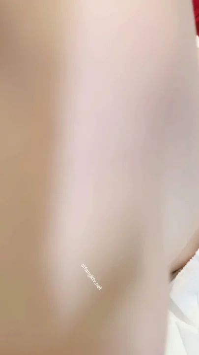 Screenshot 32 from Exclusive Xie Xiao’an Shoot — Red Liquid Seduction with Cumshot Climax