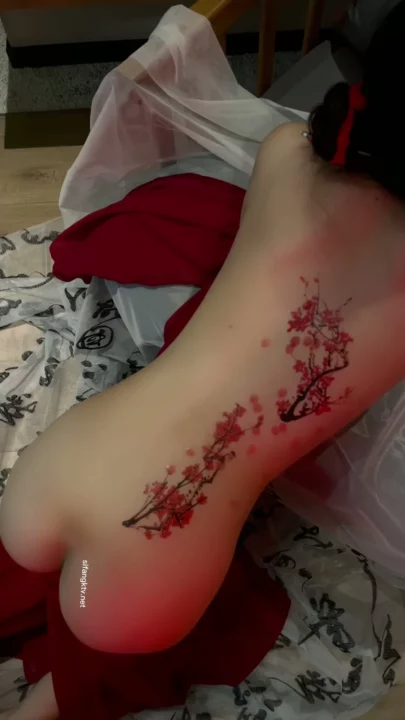 Screenshot 34 from Exclusive Xie Xiao’an Shoot — Red Liquid Seduction with Cumshot Climax