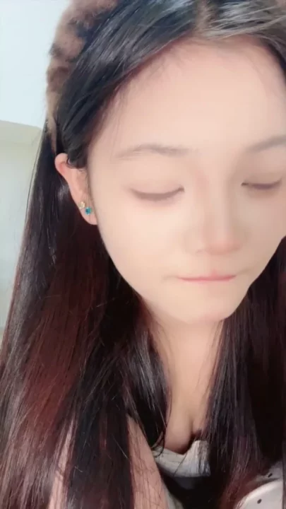 Screenshot 18 from Asian Amateur Solo Debut — Petite Asian Masturbation in Bedroom