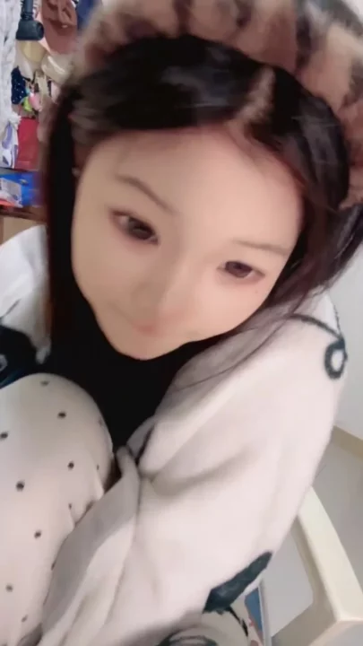 Screenshot 23 from Asian Amateur Solo Debut — Petite Asian Masturbation in Bedroom