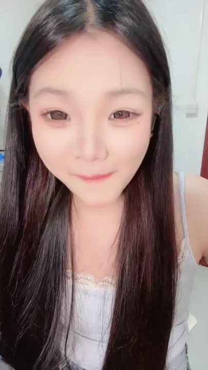 Screenshot 25 from Asian Amateur Solo Debut — Petite Asian Masturbation in Bedroom