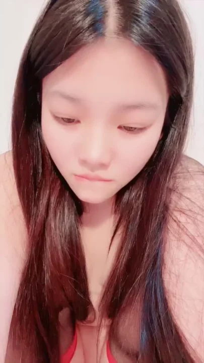 Screenshot 5 from Asian Amateur Solo Debut — Petite Asian Masturbation in Bedroom