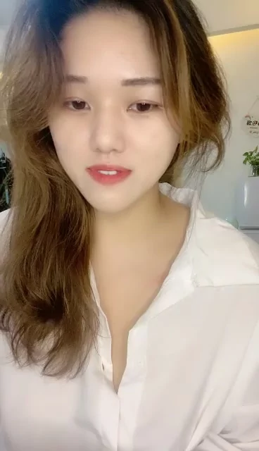 Play video: East Asian Solo Amateur — White Shirt Self-Pleasure Session