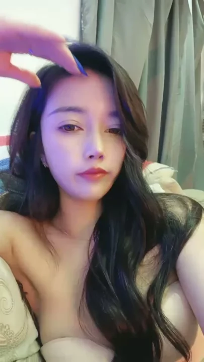 Screenshot 4 from Lili’s Private Bedroom Solo — Asian Amateur in Lingerie with Full Face Reveal
