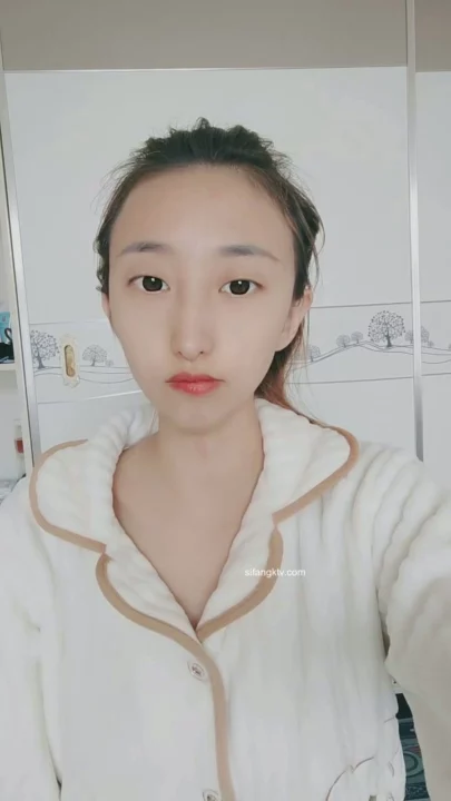 Screenshot 11 from Livestream Leak — Asian Amateur Flaunts Lingerie Solo, Face Fully Visible