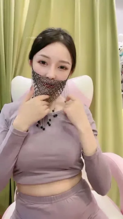 East Asian Model in Lavender Sportswear — Solo Amateur Session のスクリーンショット 6