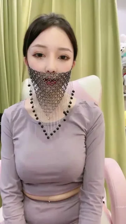 East Asian Model in Lavender Sportswear — Solo Amateur Session のスクリーンショット 8
