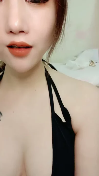 Screenshot 4 from Leaked OnlyFans Busty Solo — Asian Amateur in Black Lingerie Full Face Reveal