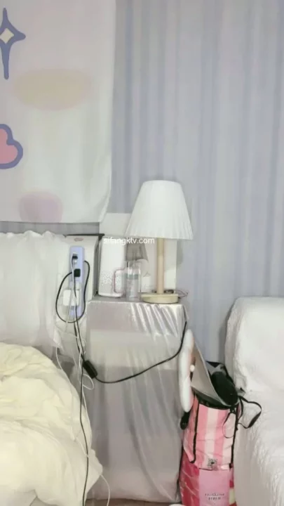 Screenshot 15 from East Asian Solo Cam Session — Pink Dildo and Lace Lingerie Masturbation