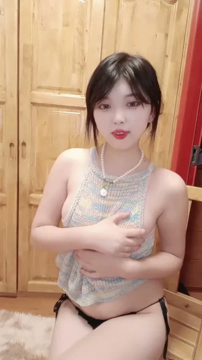 Screenshot 11 from Petite Asian Beauty in Rainbow Top — Solo Masturbation Debut with Beibei