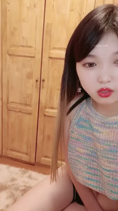 Screenshot 3 from Petite Asian Beauty in Rainbow Top — Solo Masturbation Debut with Beibei