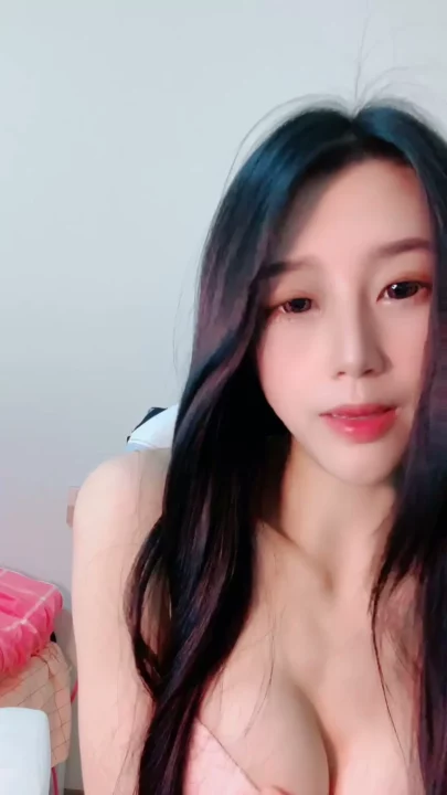Screenshot 4 from Qi Qi’s Solo Session — Pink Lingerie and Fishnets Highlight Her All-Natural Appeal