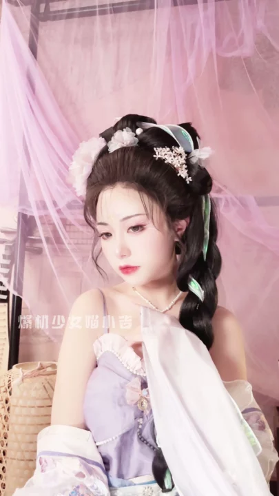 Screenshot 2 from Miao Xiaoji Hanfu Self-Pleasure — Asian Amateur Face Reveal Solo Scene