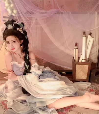 Screenshot 25 from Miao Xiaoji Hanfu Self-Pleasure — Asian Amateur Face Reveal Solo Scene
