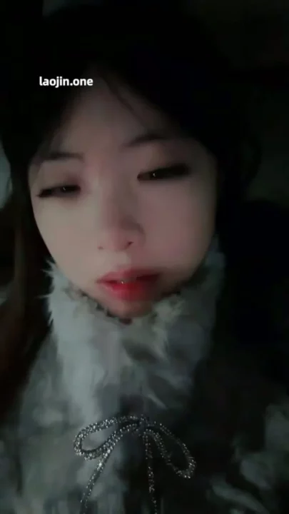 Screenshot 3 from College Girl Seduces Ride-Share Driver — Xiao’s Hotel Escort Adventure Ends in Creampie