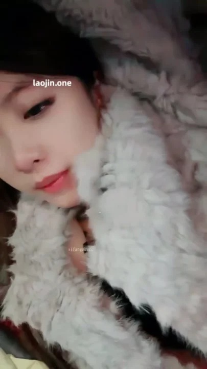 Screenshot 4 from College Girl Seduces Ride-Share Driver — Xiao’s Hotel Escort Adventure Ends in Creampie