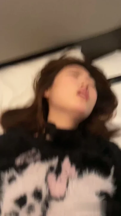 Screenshot 11 from Asian Escort Hotel POV — Xinxin Shaved Pussy Creampie and Blowjob