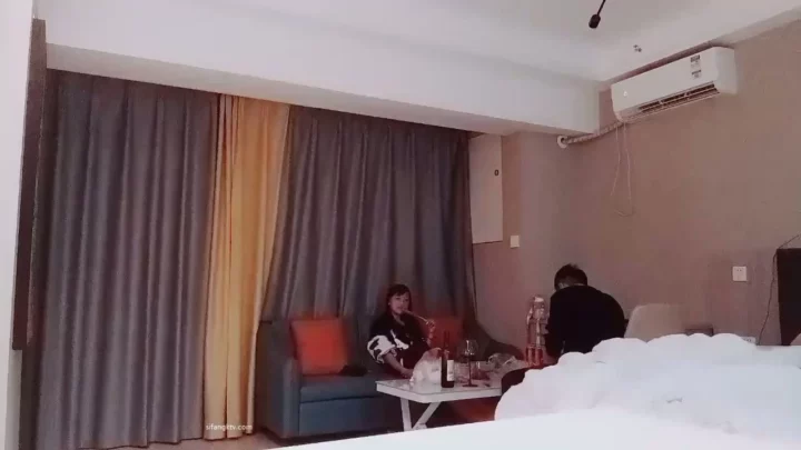 Screenshot 11 from Leaked Livestream: Petite Asian Escort Takes Two Guys in Hotel Room POV