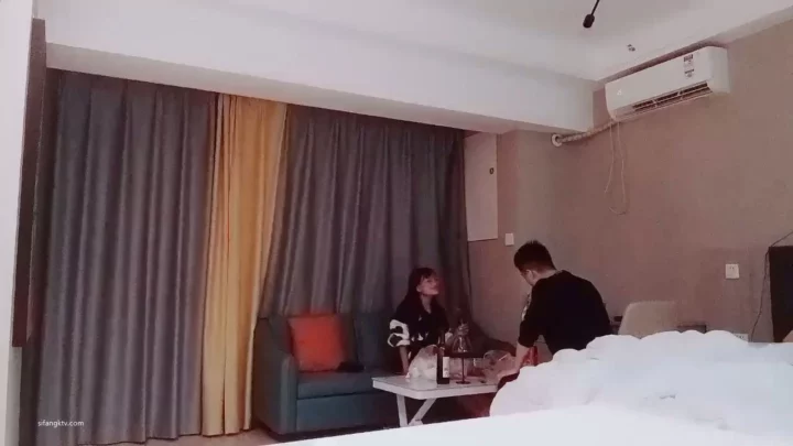 Screenshot 14 from Leaked Livestream: Petite Asian Escort Takes Two Guys in Hotel Room POV