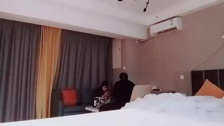 Screenshot 18 from Leaked Livestream: Petite Asian Escort Takes Two Guys in Hotel Room POV