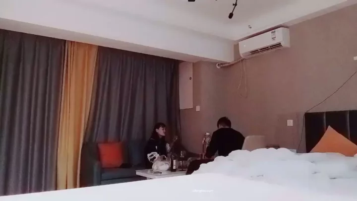 Screenshot 22 from Leaked Livestream: Petite Asian Escort Takes Two Guys in Hotel Room POV