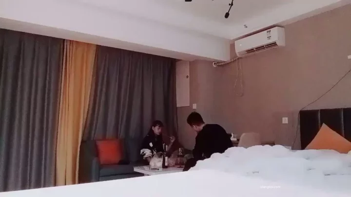 Screenshot 23 from Leaked Livestream: Petite Asian Escort Takes Two Guys in Hotel Room POV